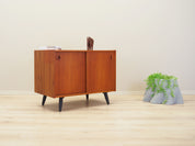 cabinet_Danish_design_1970s