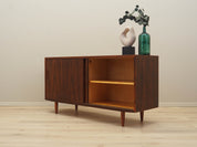 Cabinet,_Hundevad_&_Co.,_Rosewood_Veneer,_1970s,_Denmark