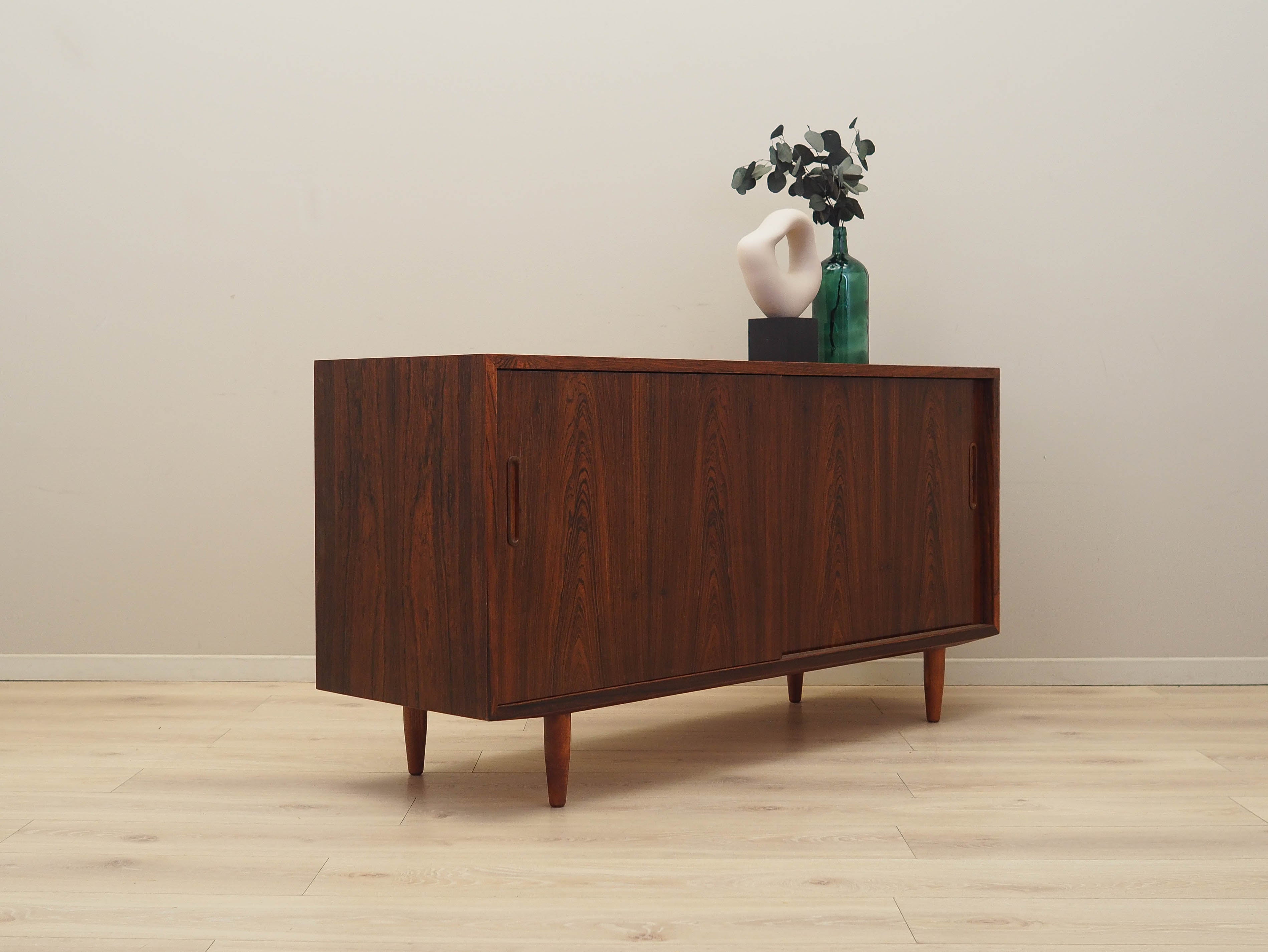 Cabinet,_Hundevad_&_Co.,_Rosewood_Veneer,_1970s,_Denmark