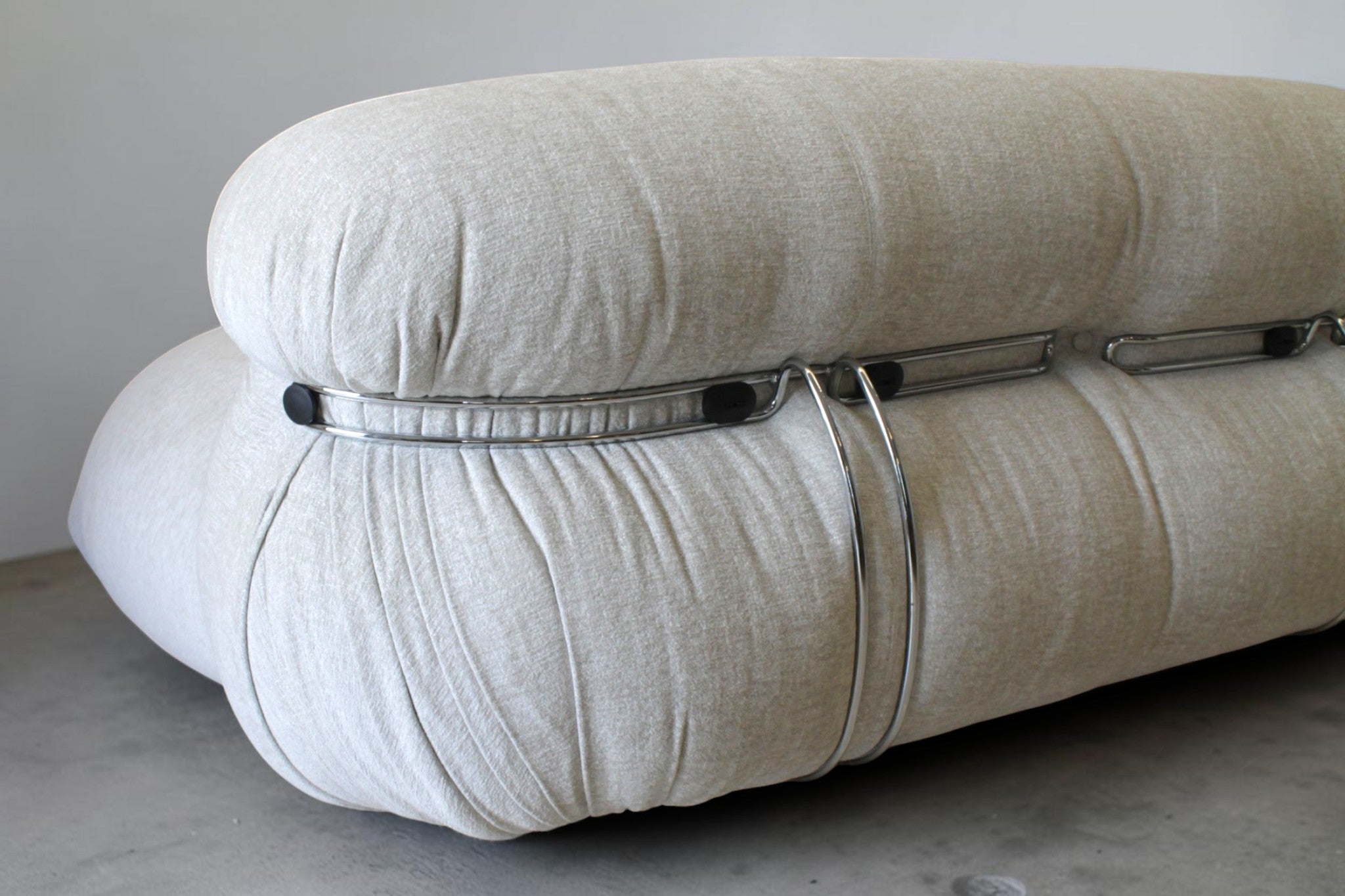 Soriana_Sofa_by_Afra_&_Tobia_Scarpa_for_Cassina,_Italy,_1969