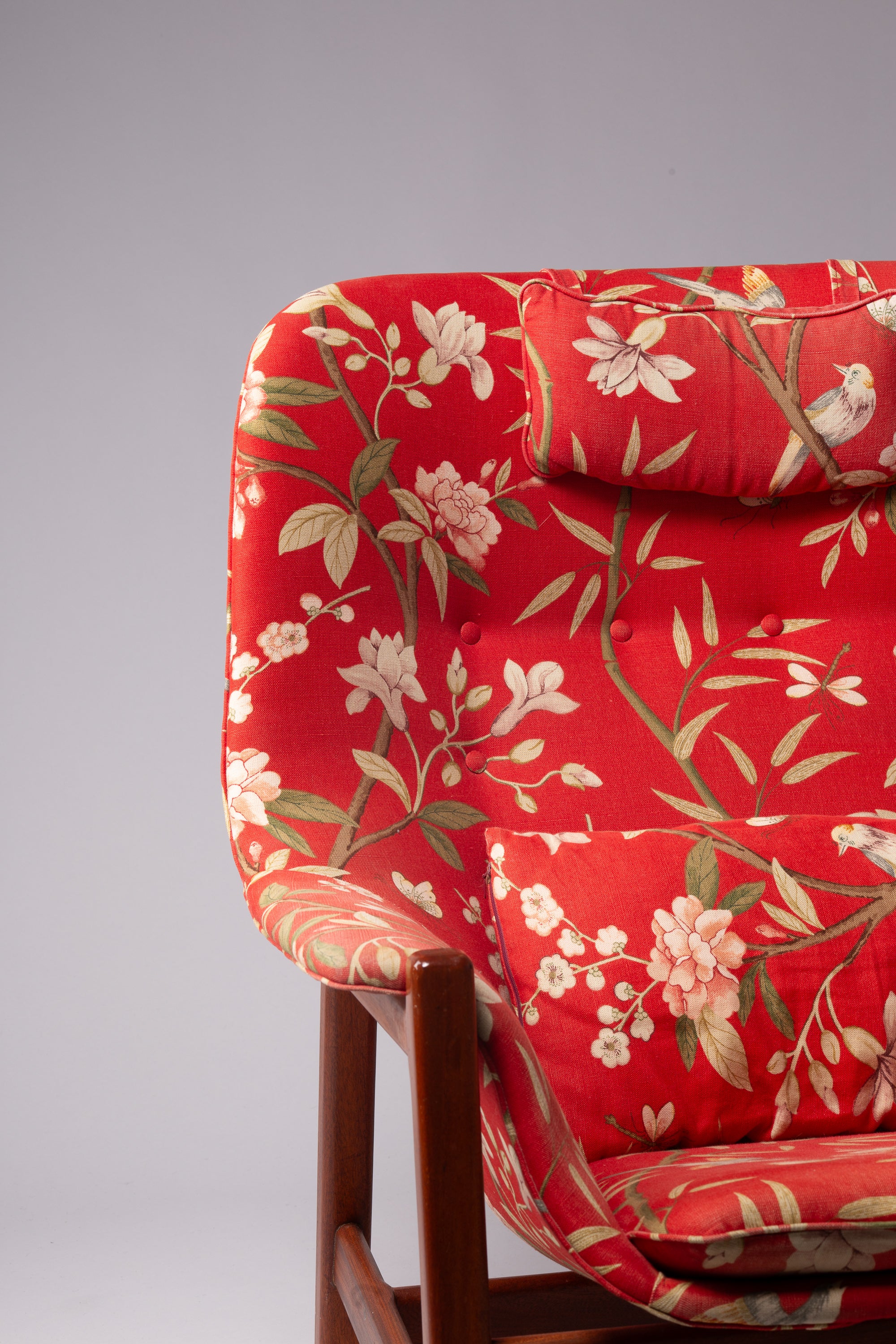 Caravelle_Lounge_Chair_by_Carl-Gustaf_Hiort_af_Ornäs_in_Teak_and_Floral_Fabric,_Finland,_1962