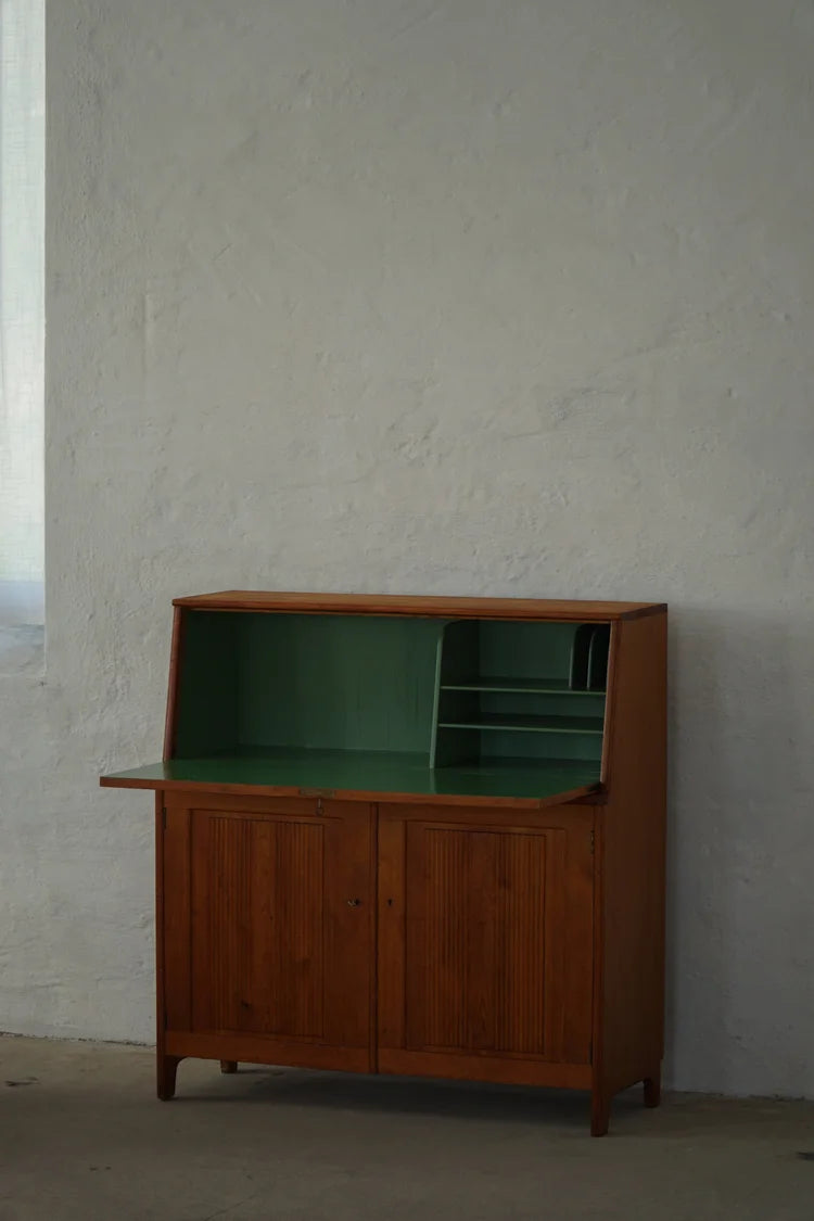 Carl_Malmsten_Visingsö_Pine_Cabinet,_Swedish_Modern_Storage_Cabinet,_Mid_Century_Scandinavian_Design