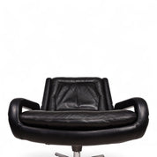 Carl_Straub_black_leather_lounge_chair,_1960