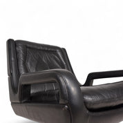Carl_Straub_black_leather_lounge_chair,_1960