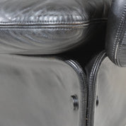 Carl_Straub_Sculptural_Armchair_in_Leather_and_GRP,_Space_Age_Brutalist_Design,_1970s