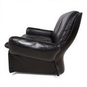Carl_Straub_Sculptural_Armchair_in_Leather_and_GRP,_Space_Age_Brutalist_Design,_1970s