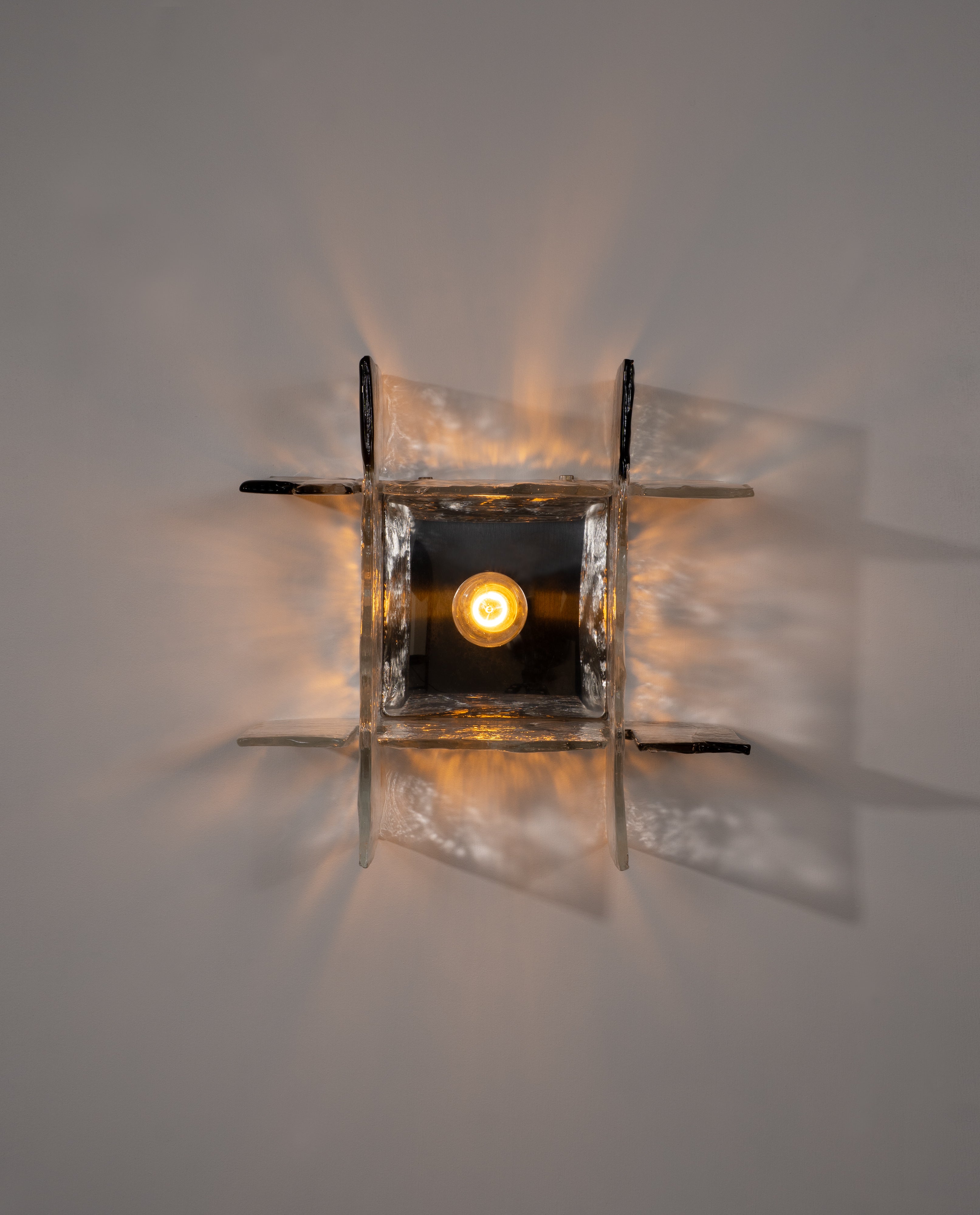 Carlo_Nason_Murano_Glass_Sconce_in_Brown_for_AV_Mazzega,_Italy,_1970s