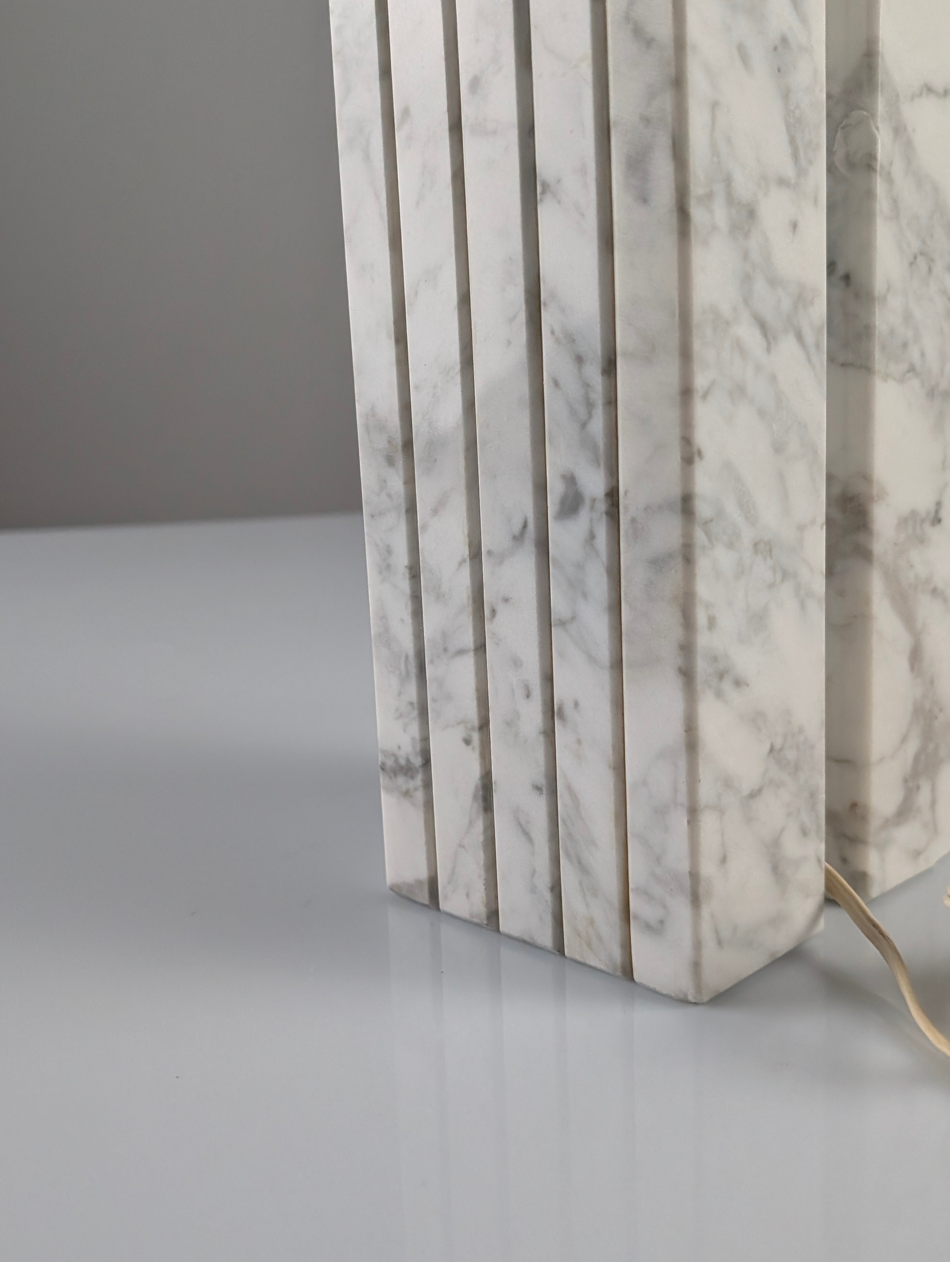 Art_Deco_Style_Carrara_Marble_Table_Lamp_Base,_Italy
