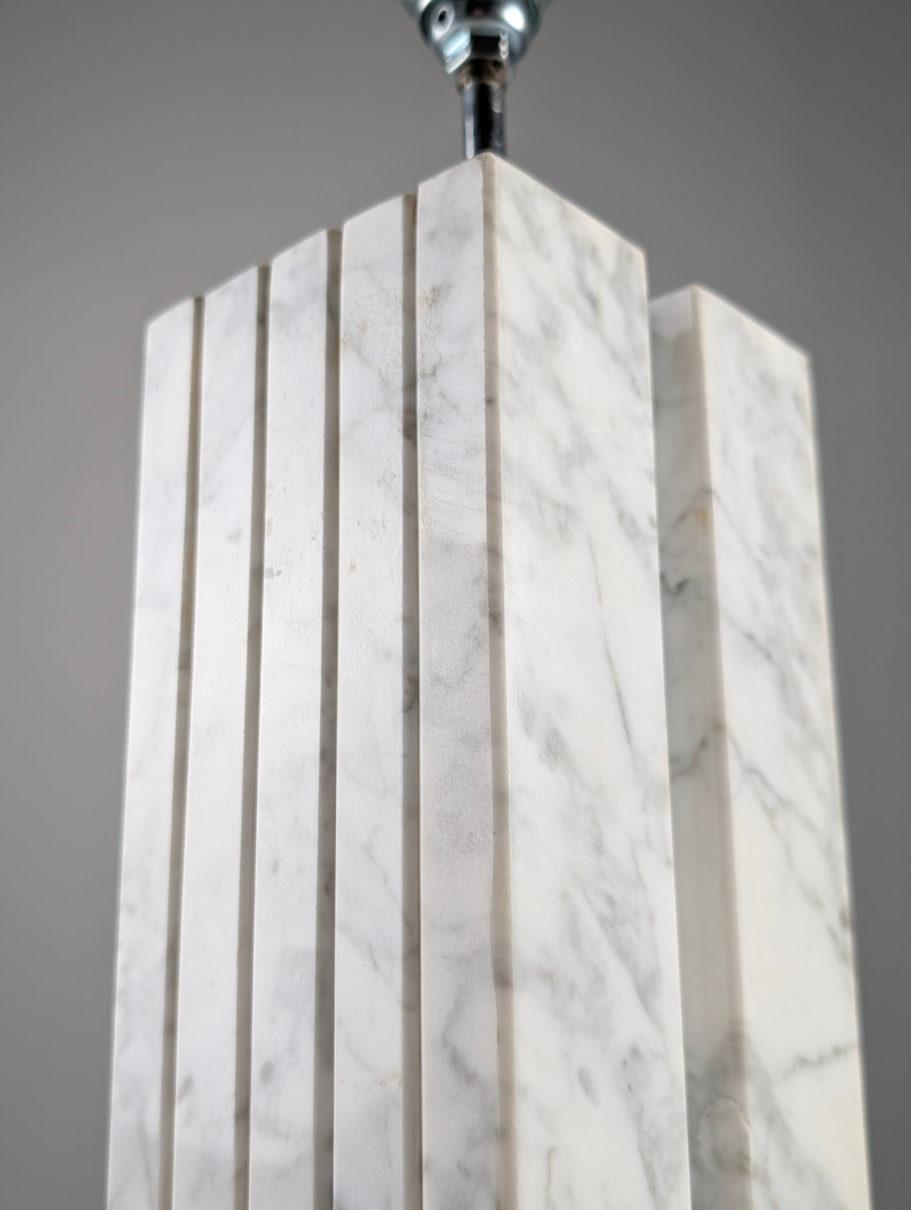 Art_Deco_Style_Carrara_Marble_Table_Lamp_Base,_Italy