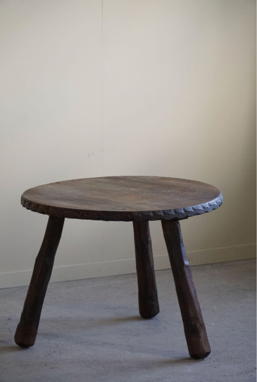 Carved_Wabi_Sabi_Side_/_Coffee_table_in_Pine,_Swedish_Mid_Century_Modern,_1960s