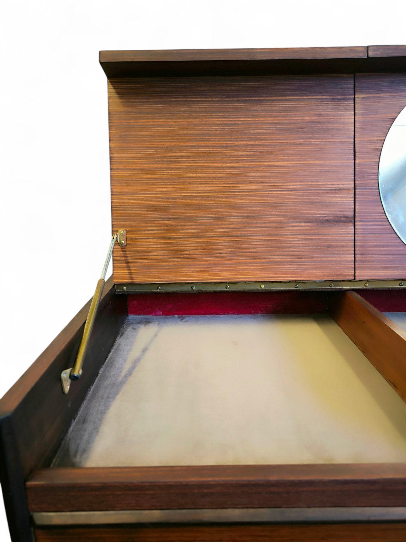 Cassettiera_con_Toletta_in_legno_di_Zebrano_1960_Italia