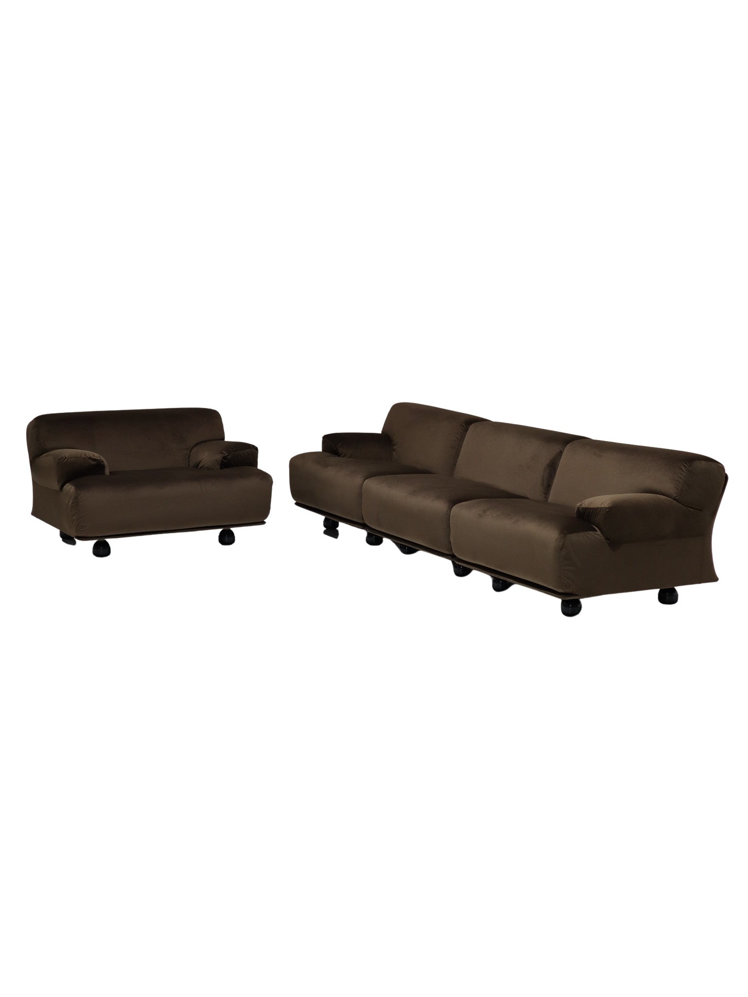 Cassina_Fiandra_elements_sofa_and_armchair_brown_velvet_1970s