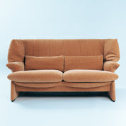 Vico_Magistretti_Portovenere_2_Seater_Sofa_for_Cassina,_Salmon_Peach_Upholstery,_Italy,_1980s