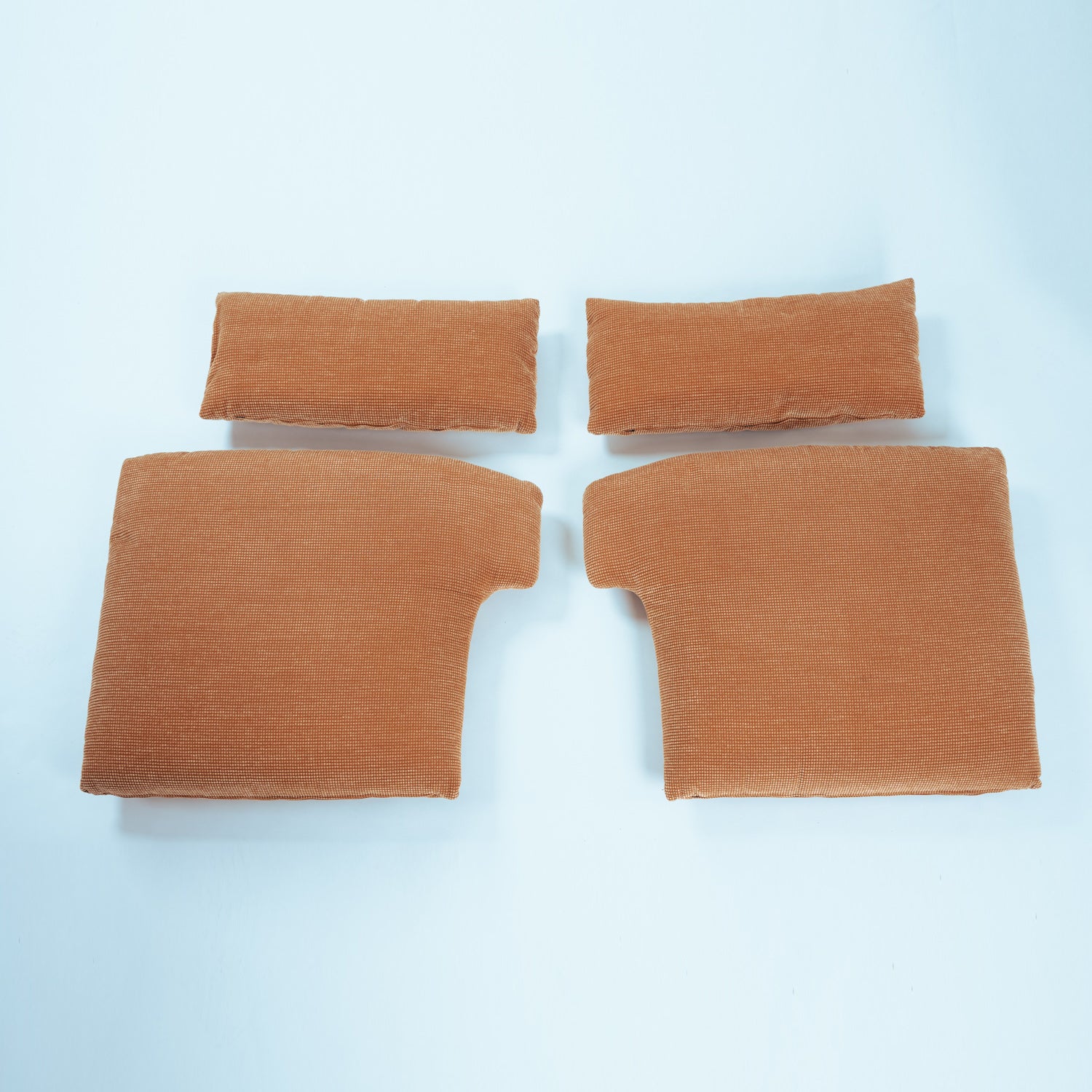 Vico_Magistretti_Portovenere_2_Seater_Sofa_for_Cassina,_Salmon_Peach_Upholstery,_Italy,_1980s