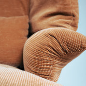 Vico_Magistretti_Portovenere_2_Seater_Sofa_for_Cassina,_Salmon_Peach_Upholstery,_Italy,_1980s