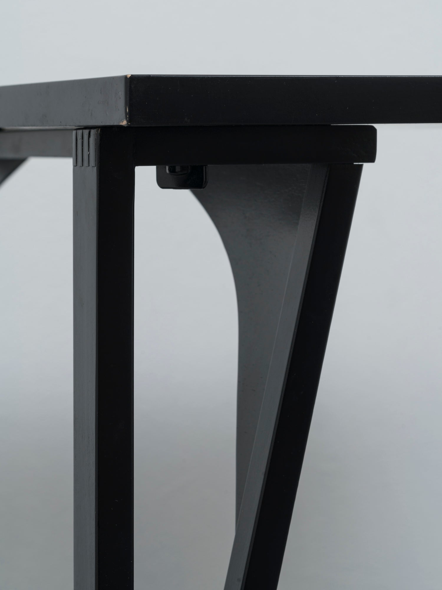 Castiglioni_‘Trac’_Folding_Table_for_BBB_Bonacina,_Italy,_1970s