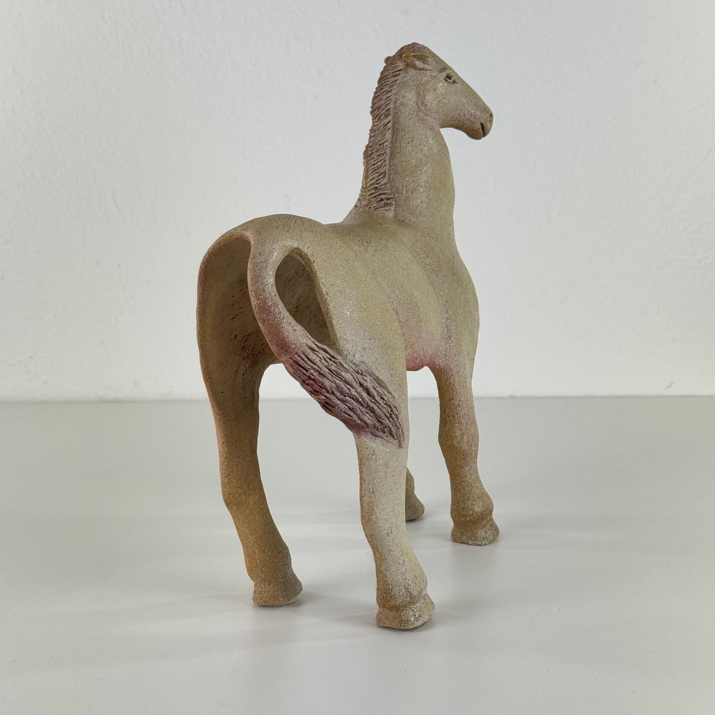 Ceramic_Horse_Sculpture_by_Víctor_Ceprián_Cortés,_Spain,_1980s