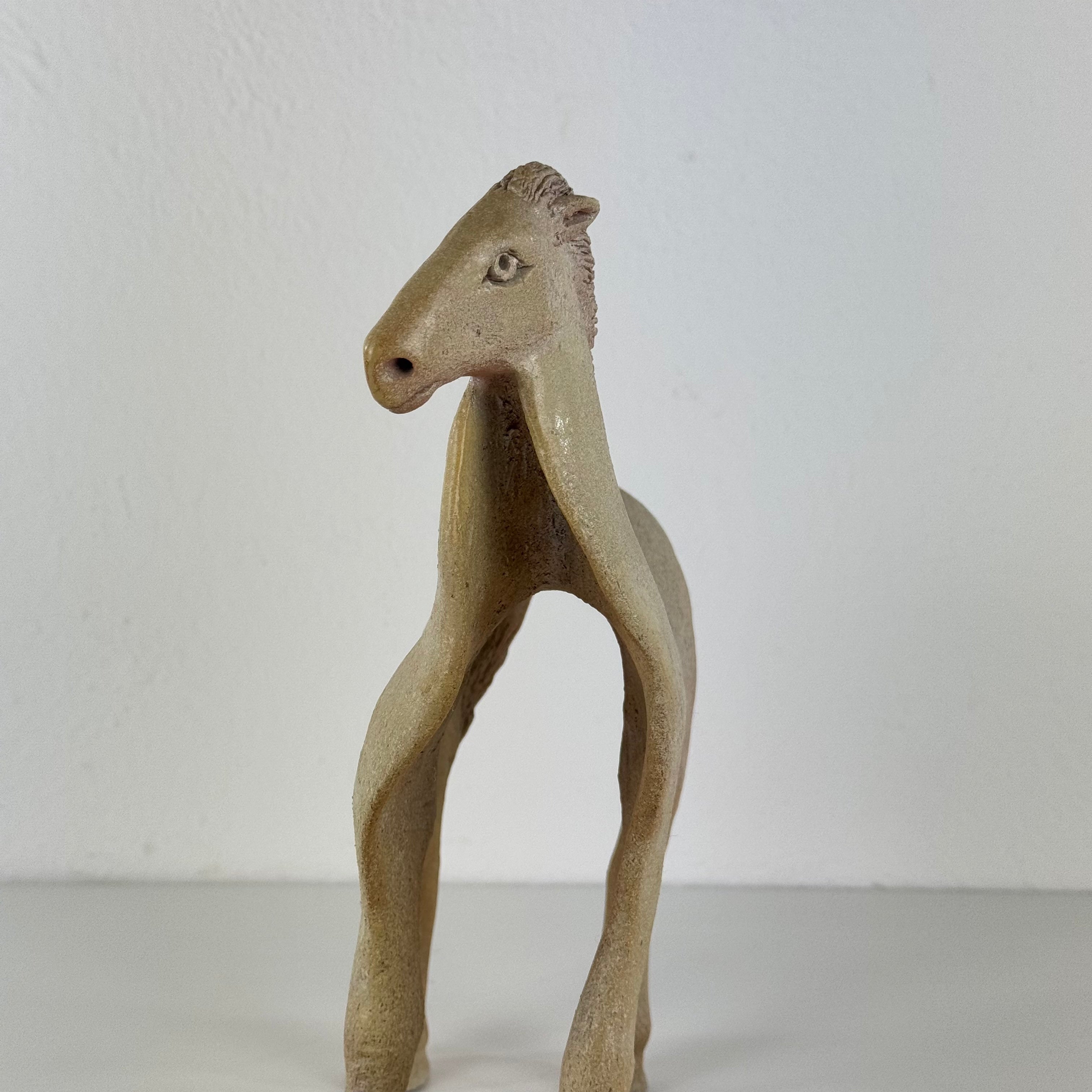Ceramic_Horse_Sculpture_by_Víctor_Ceprián_Cortés,_Spain,_1980s