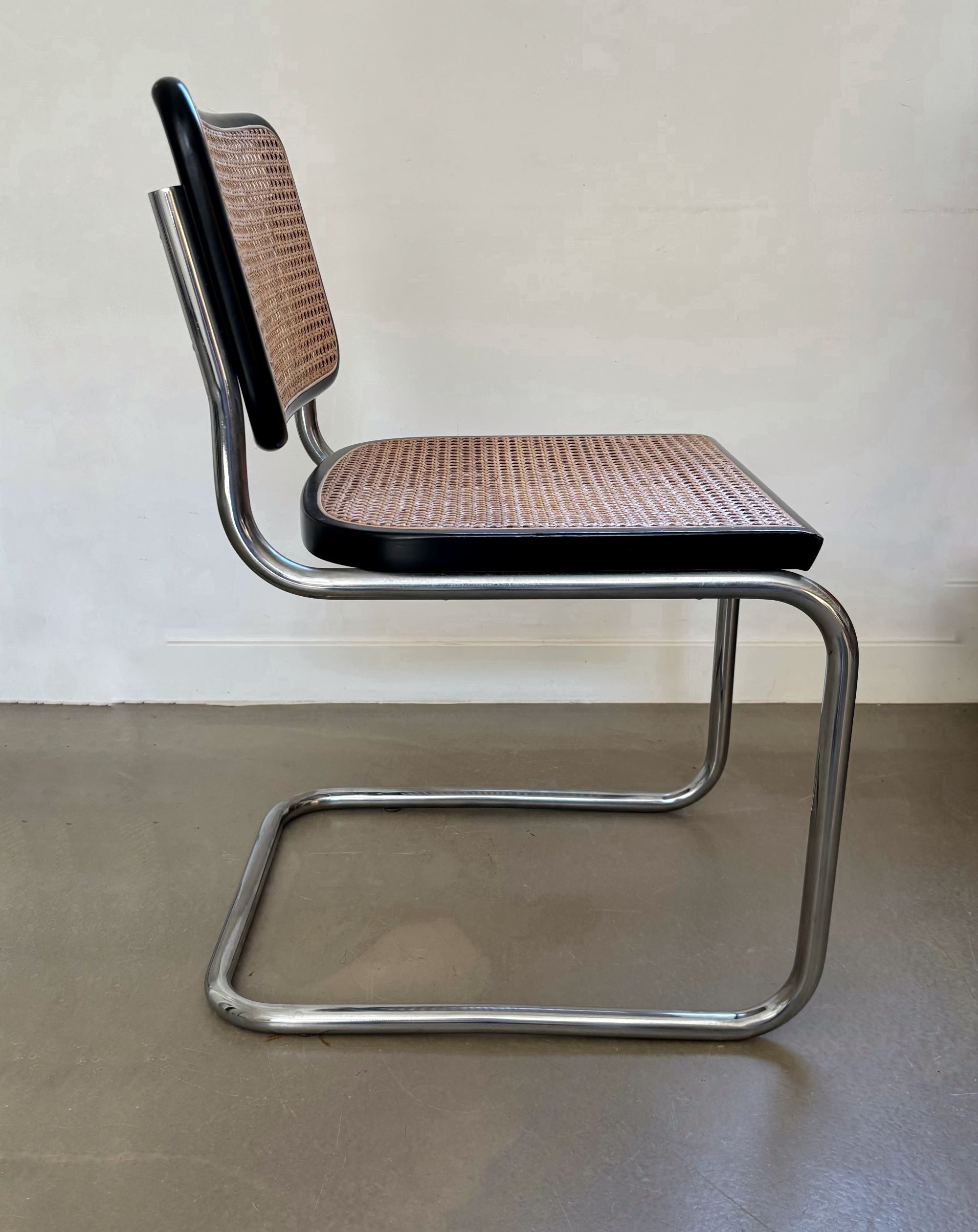 Cesca_Chair_by_Marcel_Breuer_for_Gavina,_1970s,_Italy