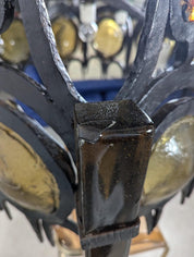 Chandelier_sculpture_lamp_in_wrought_iron_and_blown_glass