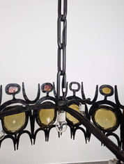 Chandelier_sculpture_lamp_in_wrought_iron_and_blown_glass
