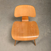 Set_of_4_Charles_&_Ray_Eames_DCW_Dining_Chairs_for_Herman_Miller,_1954