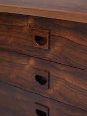 Chest_of_drawers_by_Brouer_rosewood_Danish_1960s