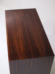 Chest_of_drawers_by_Brouer_rosewood_Danish_1960s
