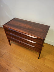 Chest_of_drawers_model_34_in_rosewood_by_Kai_Kristiansen_for_Aksel_Kjersgaard