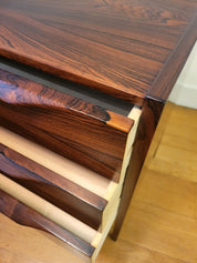 Chest_of_drawers_model_34_in_rosewood_by_Kai_Kristiansen_for_Aksel_Kjersgaard