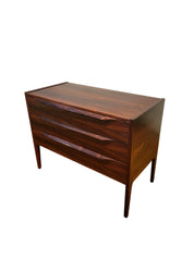 Chest_of_drawers_model_34_in_rosewood_by_Kai_Kristiansen_for_Aksel_Kjersgaard