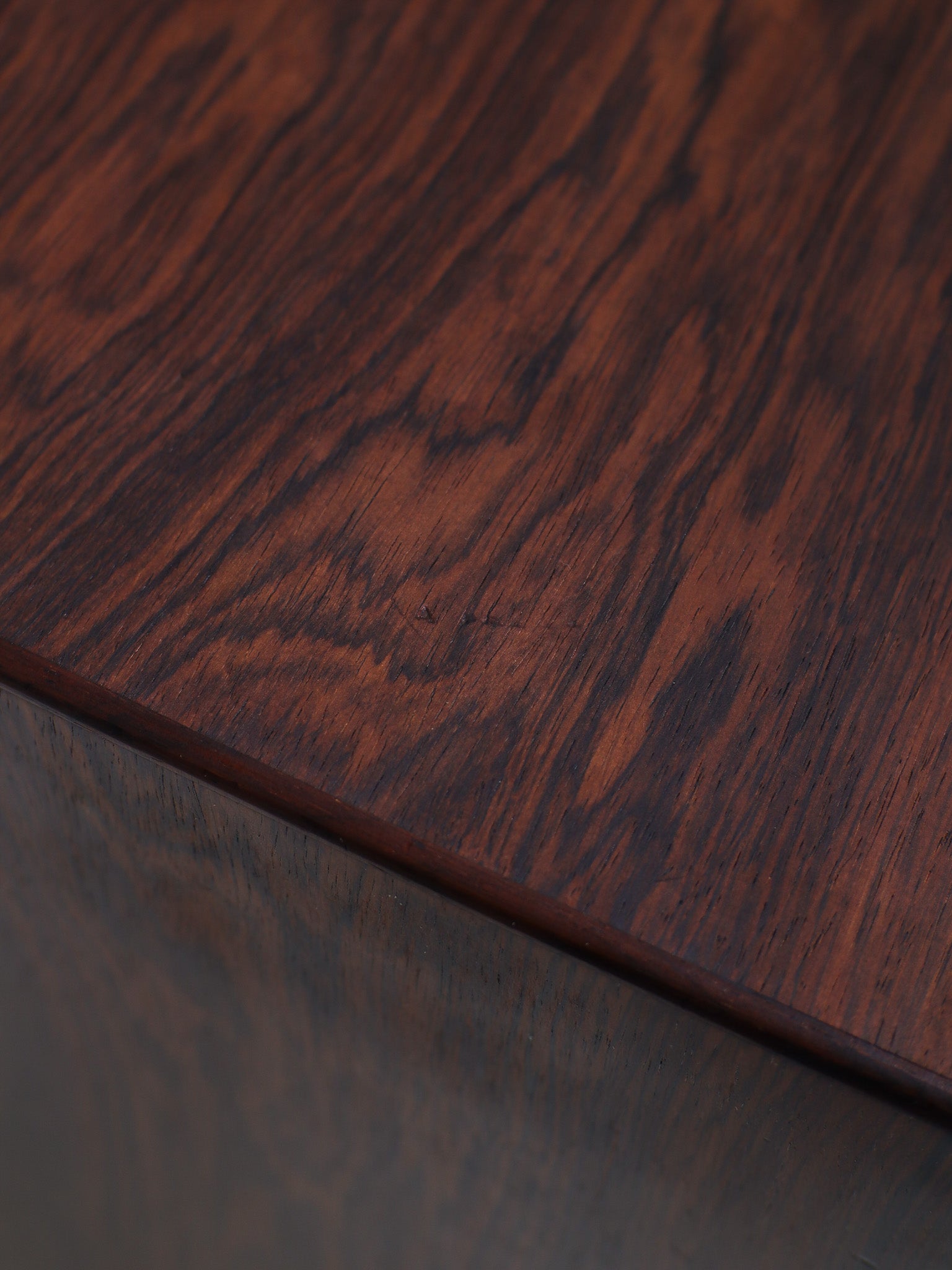 Rosewood_Chest_of_Drawers_by_Henry_Rosengren_Hansen,_1960s,_Denmark