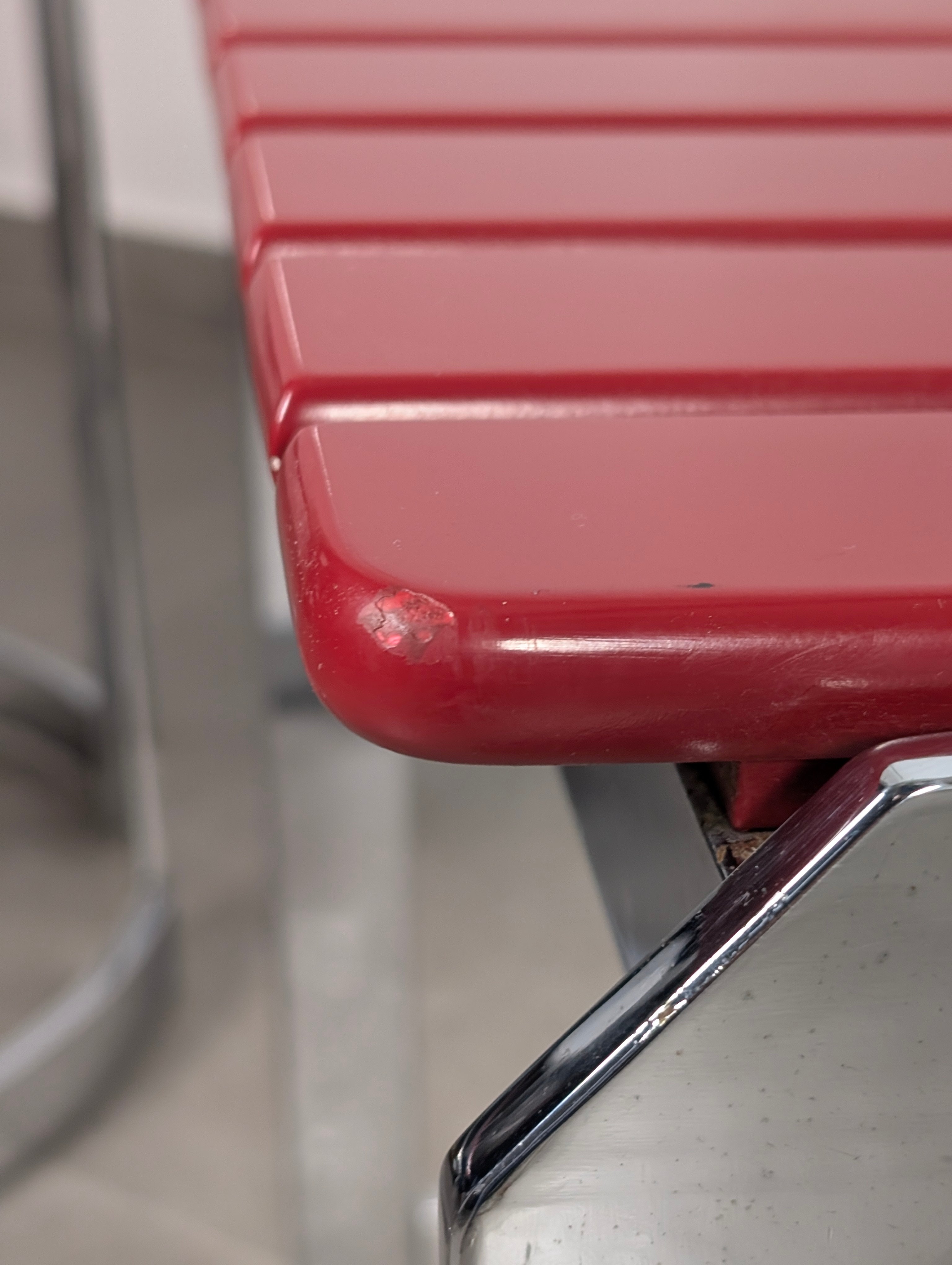 Set_of_4_Italian_Chrome_and_Red_Lacquered_Dining_Chairs,_Postmodern_Design