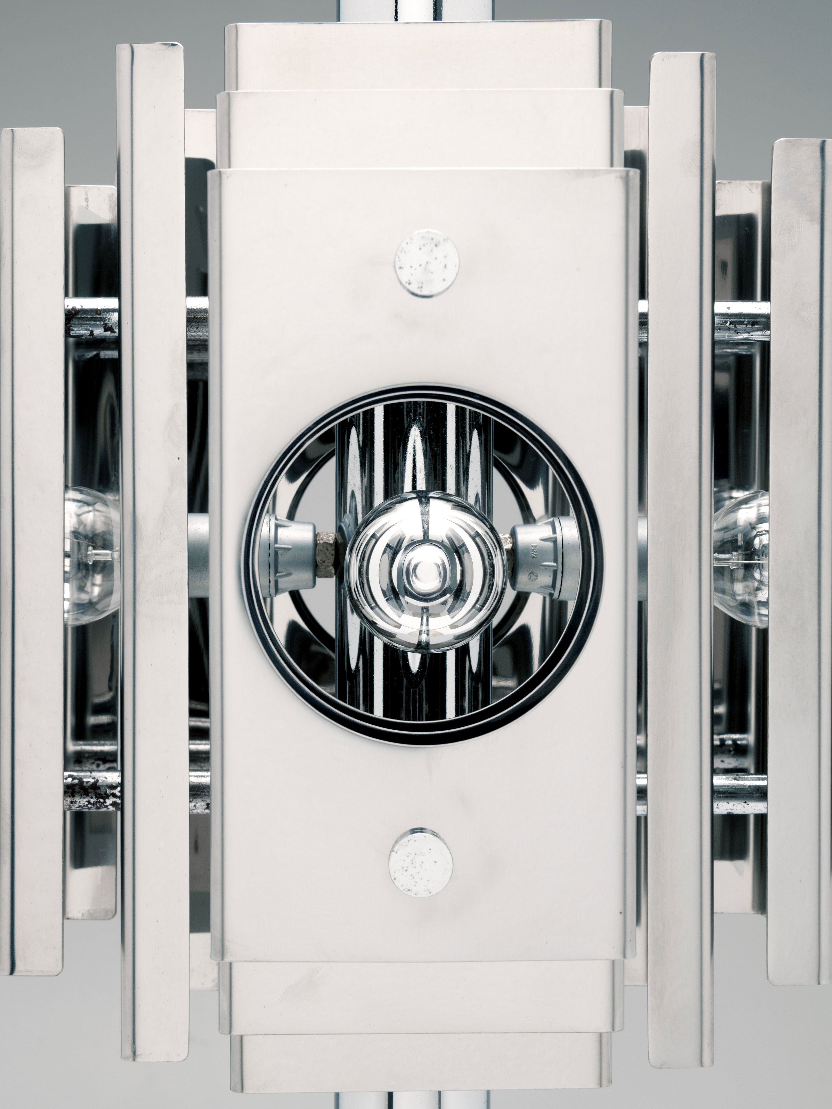 Chrome_layered_Italian_table_lamp