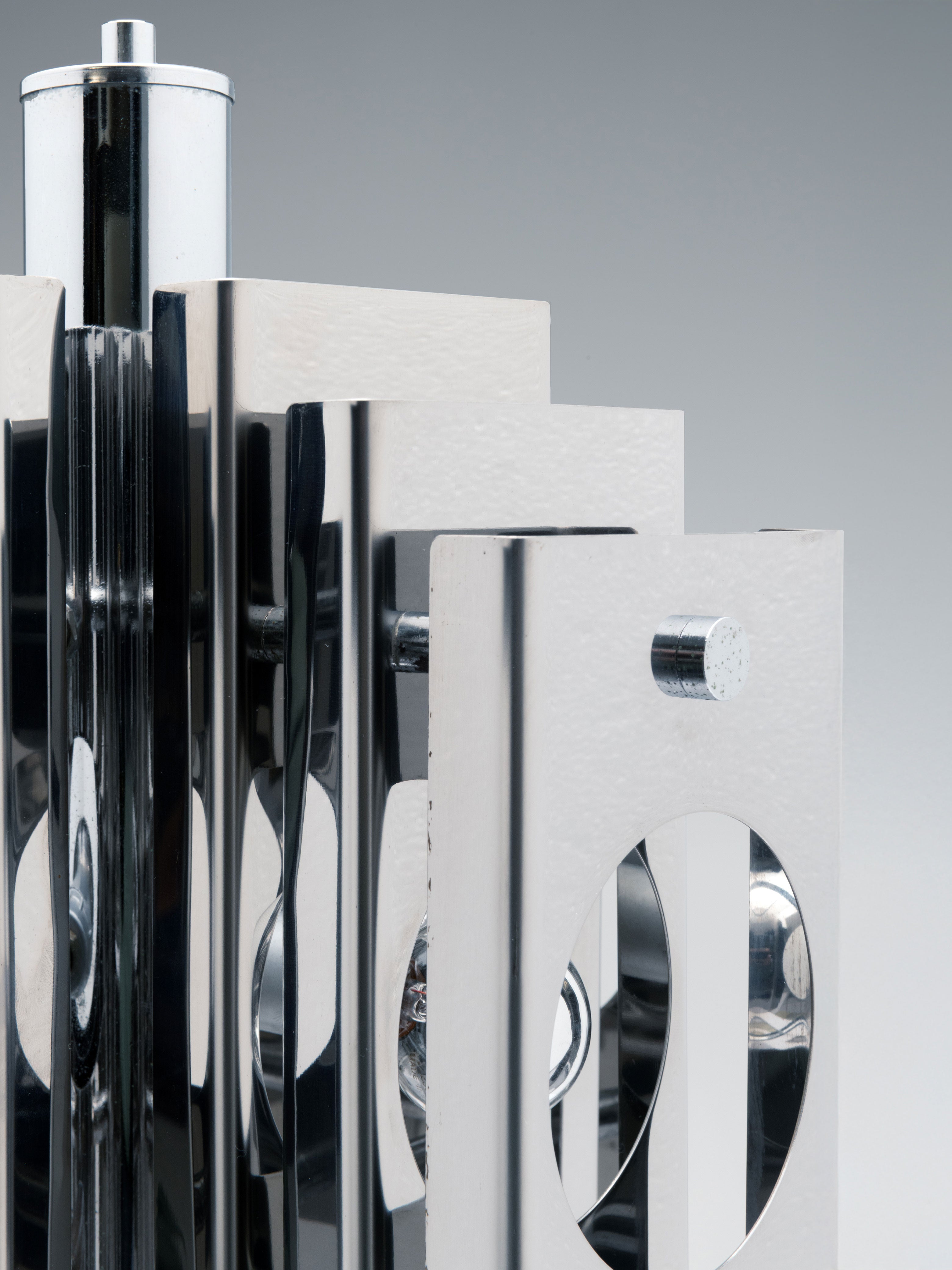 Chrome_layered_Italian_table_lamp