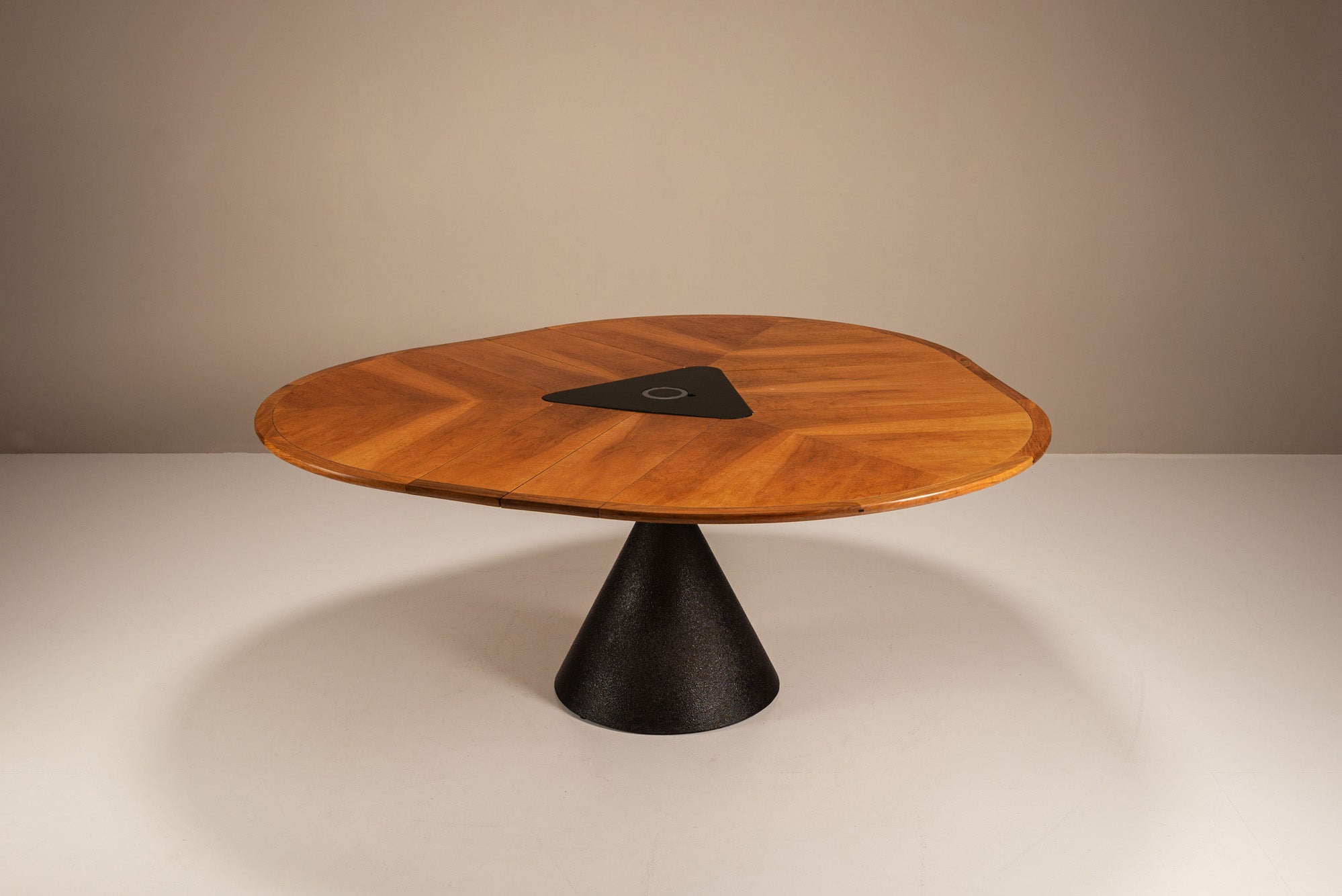 Click_Extendable_Dining_Table_by_Francesco_Fois_for_Bernini,_1986,_Italy