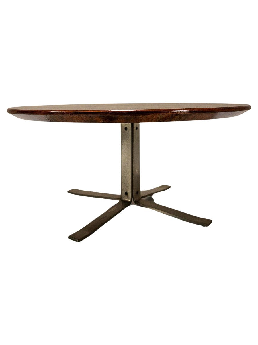 Coffee_Table_by_Formanova_from_1960s_Italy