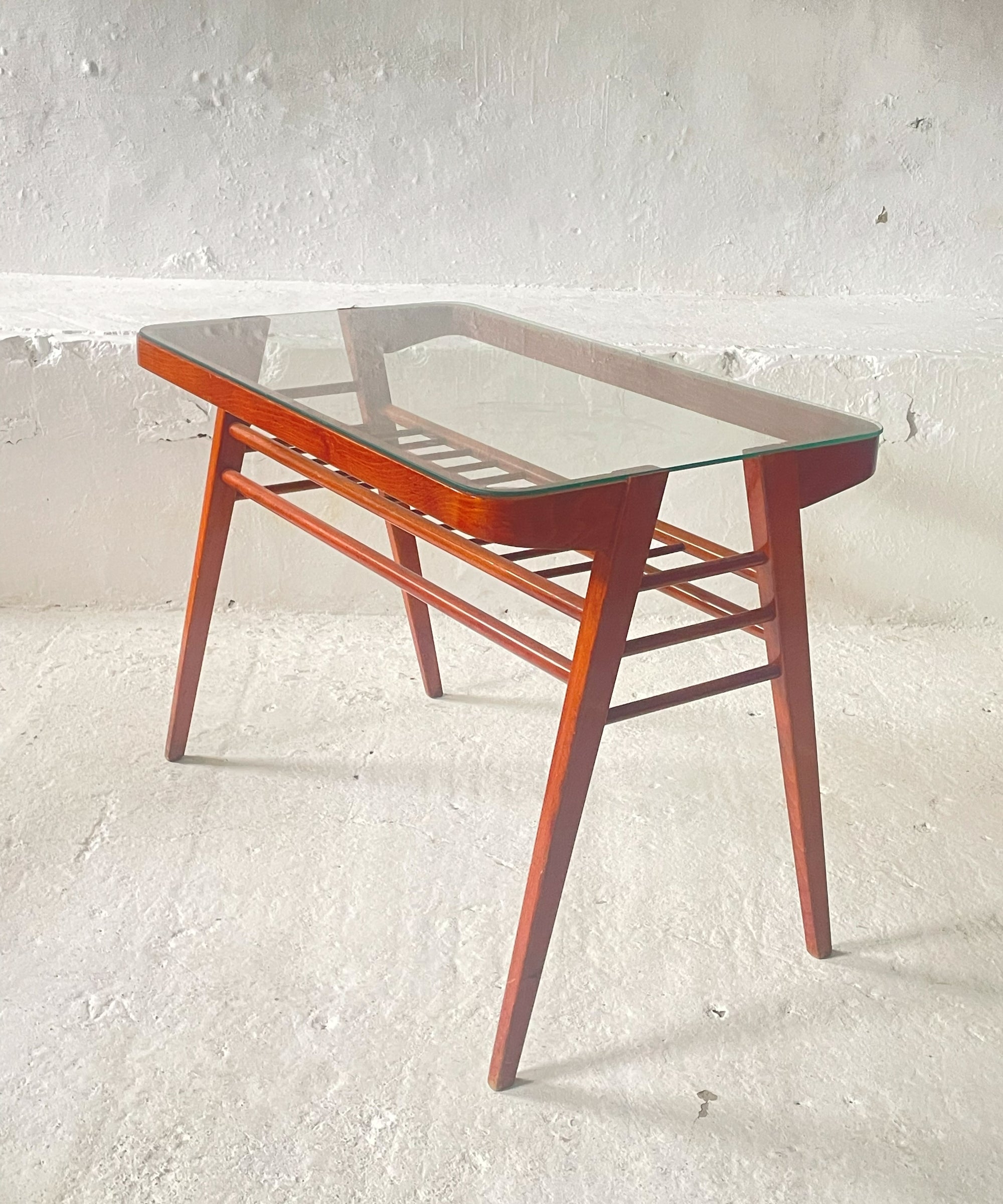 Coffee_Table_by_František_Jirák_for_Tatra_Czechoslovakia_1960s
