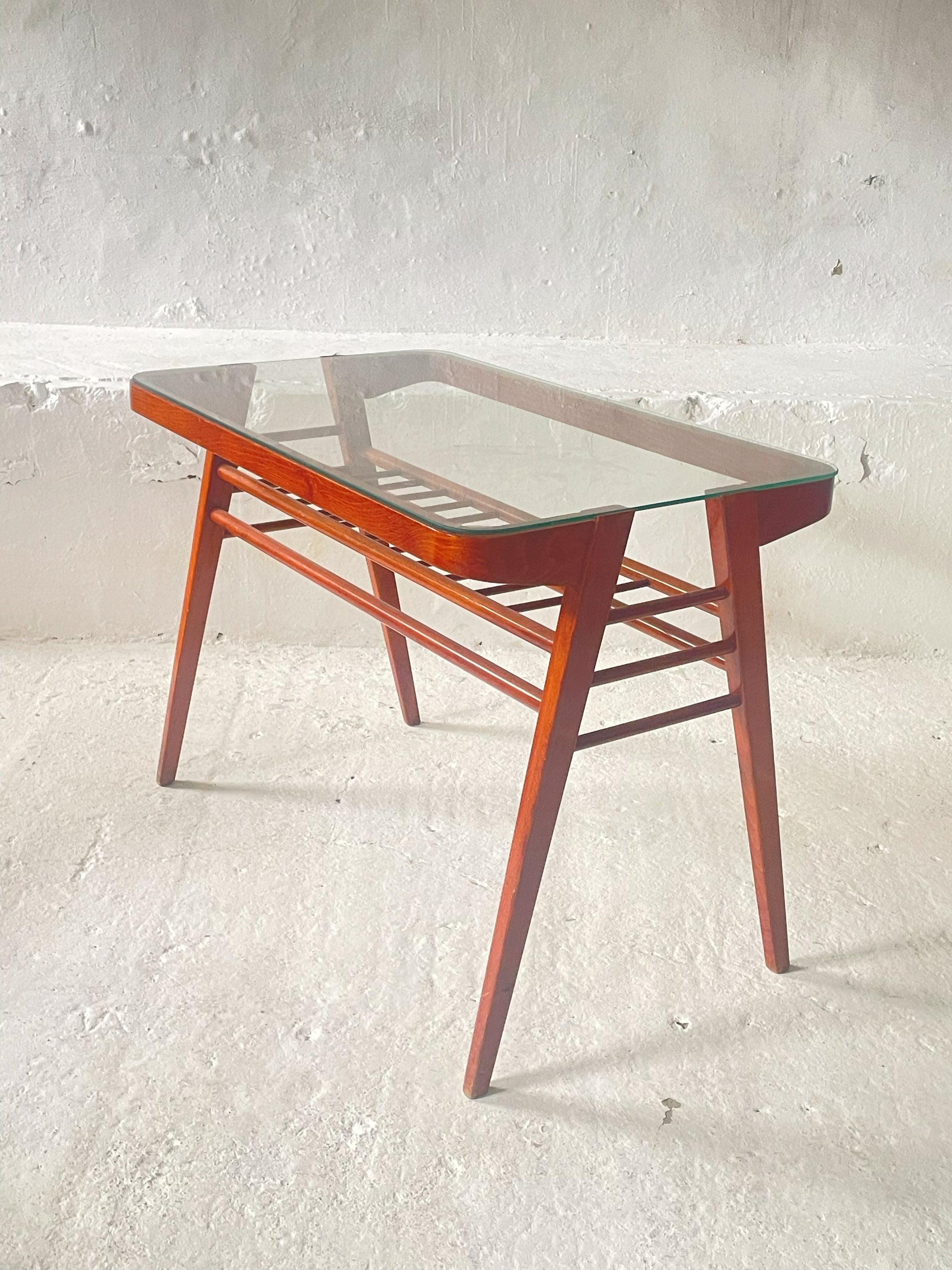 Coffee_Table_by_František_Jirák_for_Tatra_Czechoslovakia_1960s