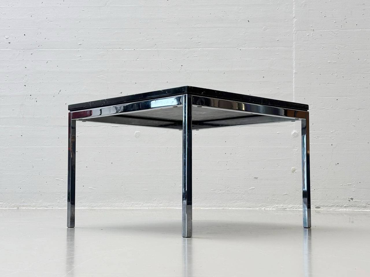 Coffee_table_model_2510T_by_Florence_Knoll_for_KnollStudio