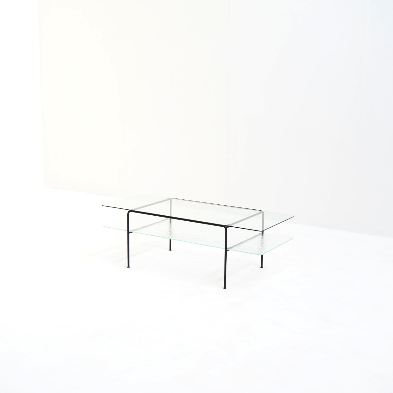 Coffee_Table_Nr._3637_by_A.R.Cordemeijer_for_Gispen,_The_Netherlands