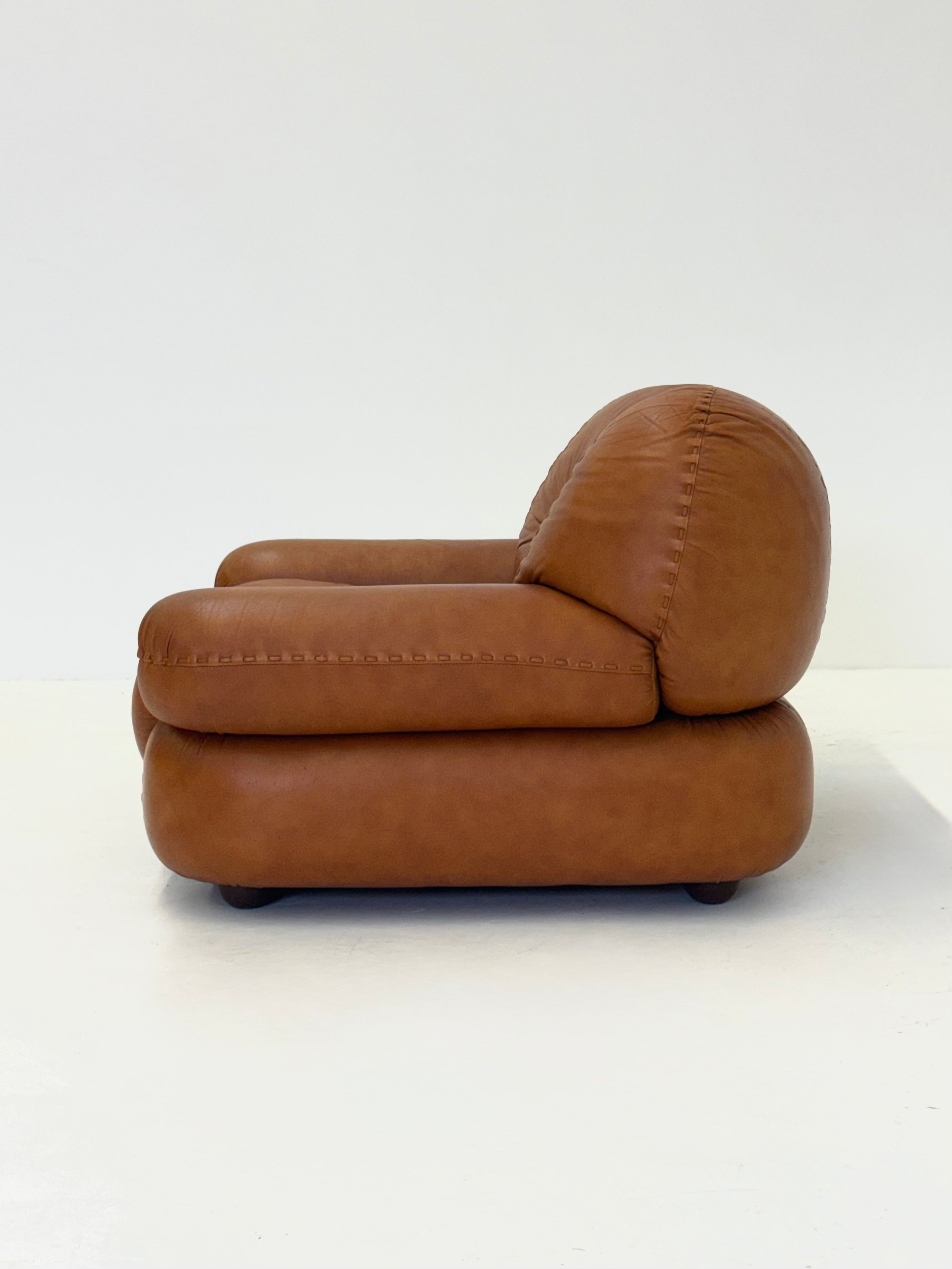 1970s_Sapporo_Leather_Armchair_by_Mario_Marenco_for_Mobil_Girgi,_Italy