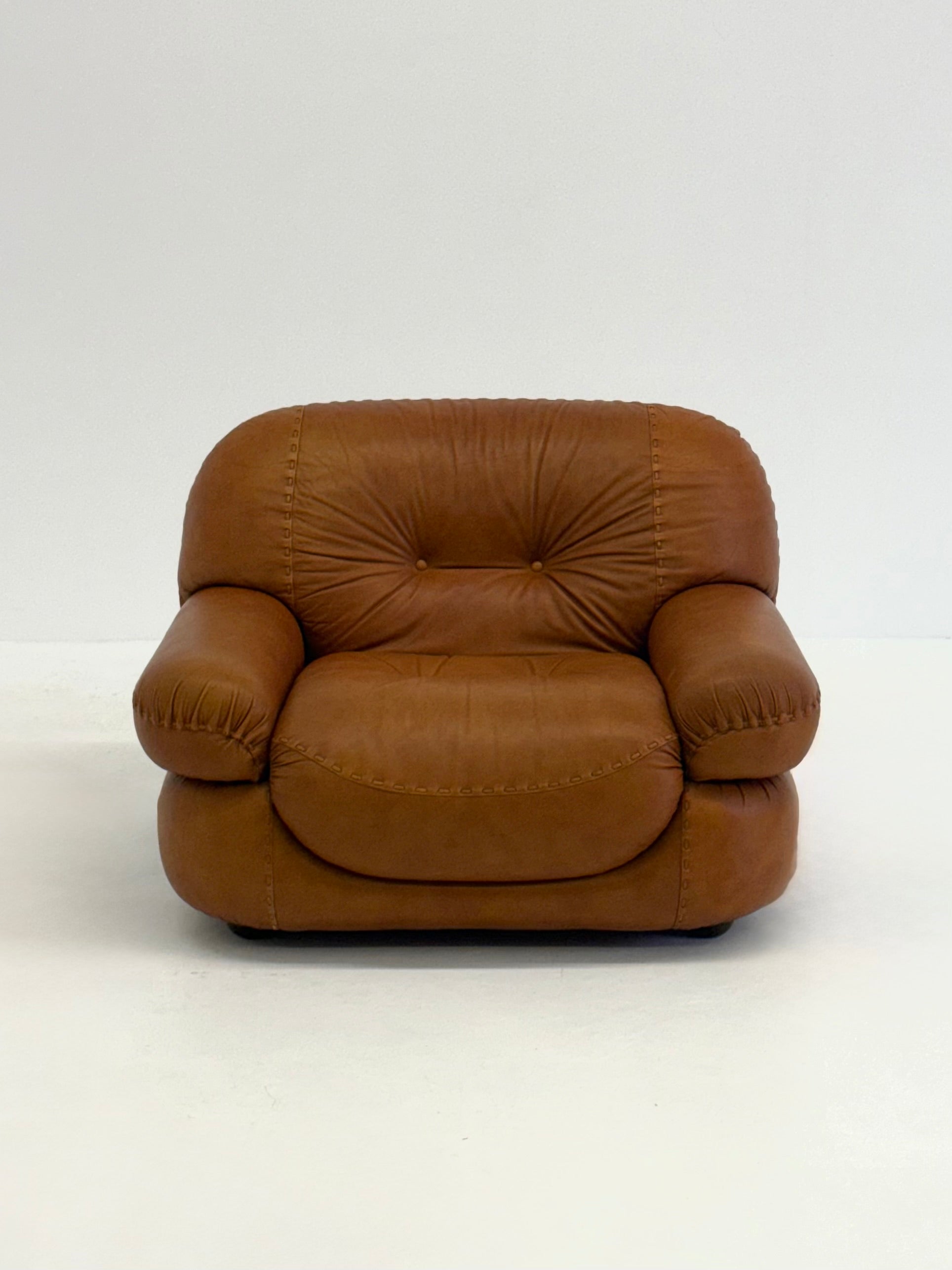 1970s_Sapporo_Leather_Armchair_by_Mario_Marenco_for_Mobil_Girgi,_Italy