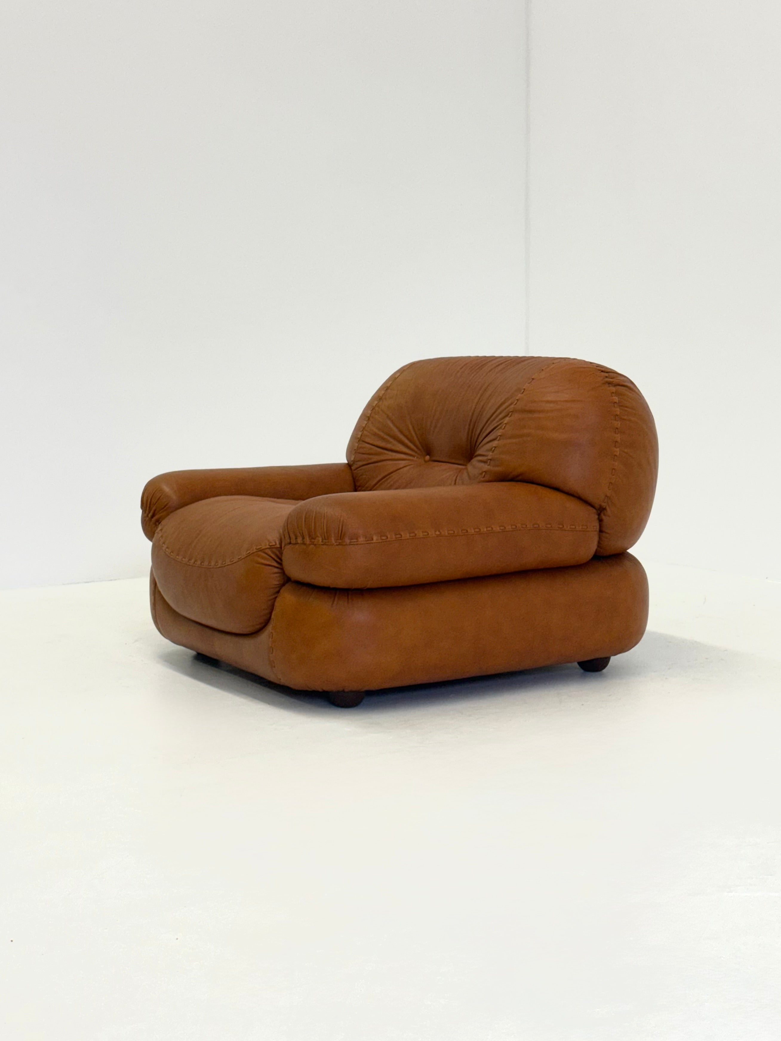 1970s_Sapporo_Leather_Armchair_by_Mario_Marenco_for_Mobil_Girgi,_Italy