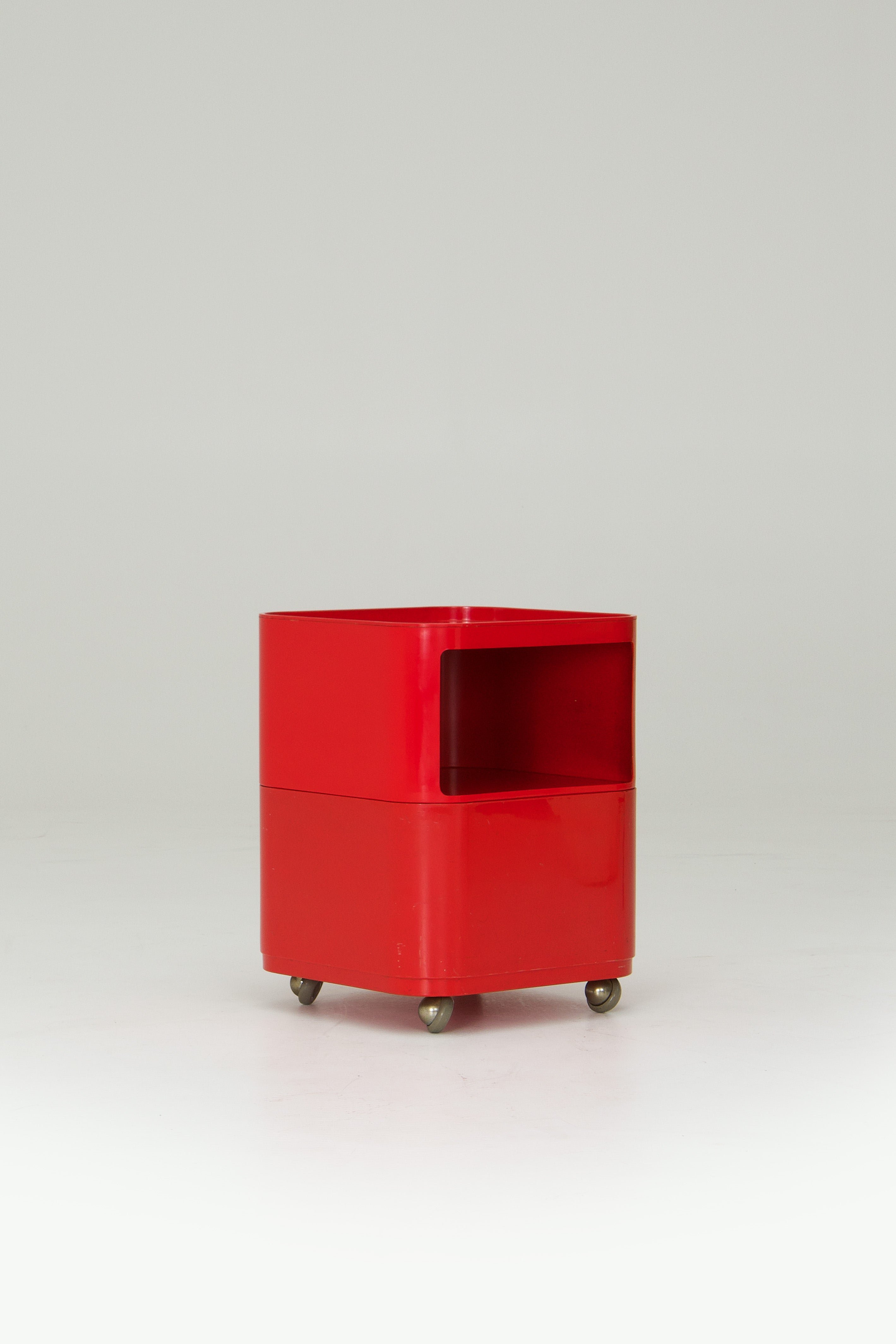 Componibili_Roller_Table_Model_4970_by_Anna_Castelli_Ferrieri_for_Kartell,_1967,_Italy