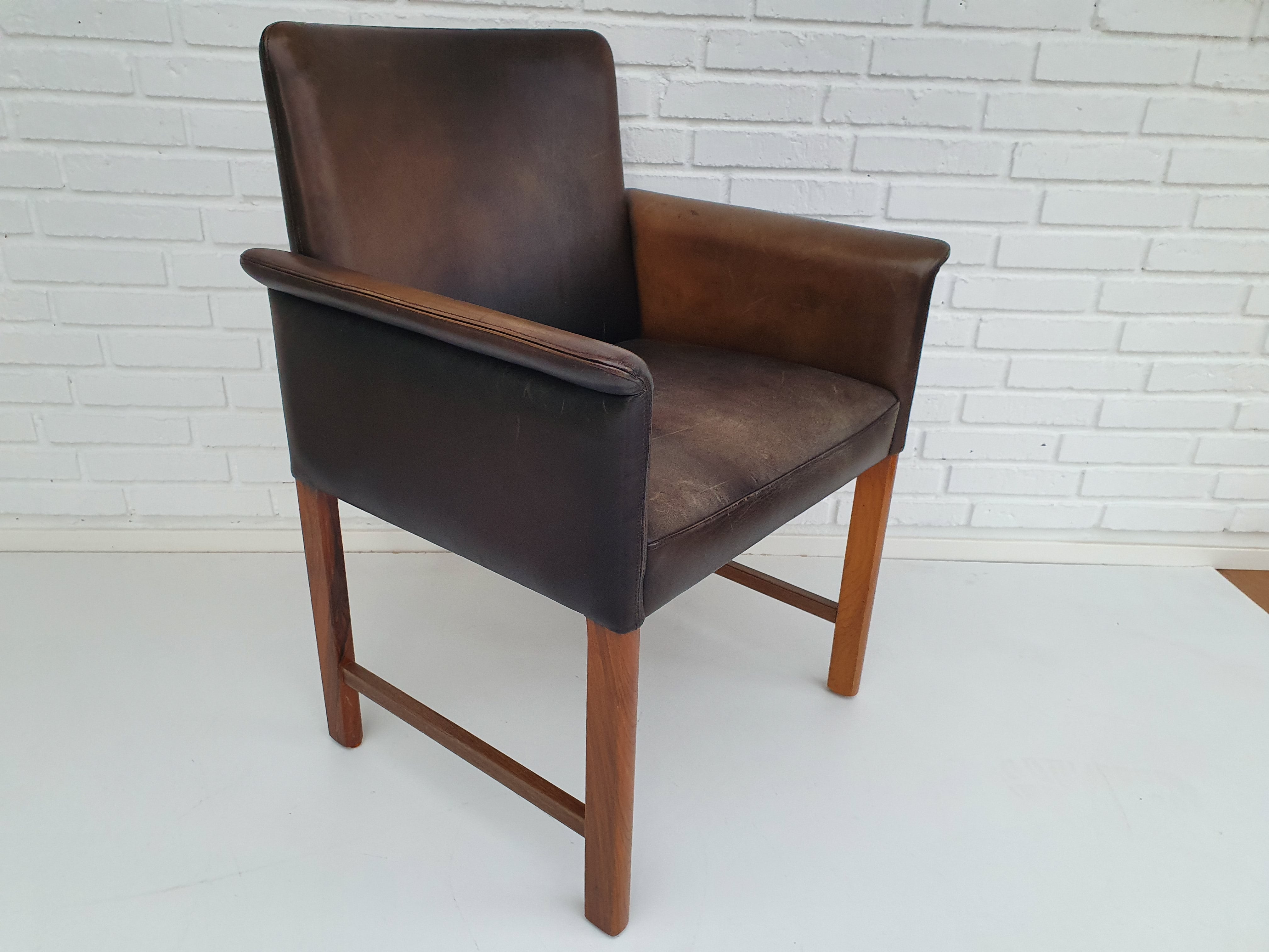 Conference_Chair_by_Hans_Olsen_circa_1970_Denmark