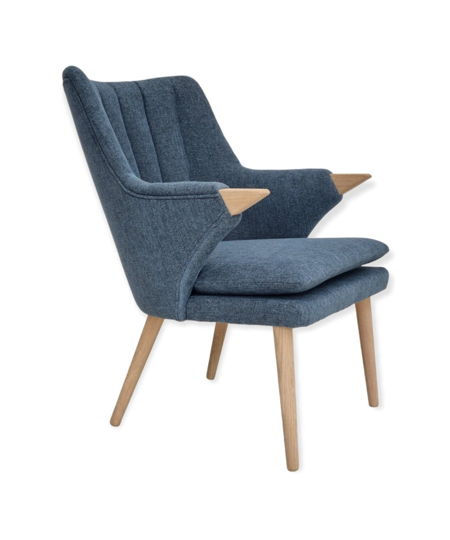 Contemporary_Armchair_Model_SK_2019,_Denmark