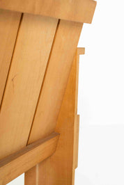 Gerrit_Rietveld_Crate_Chair,_1930s_Design,_Netherlands