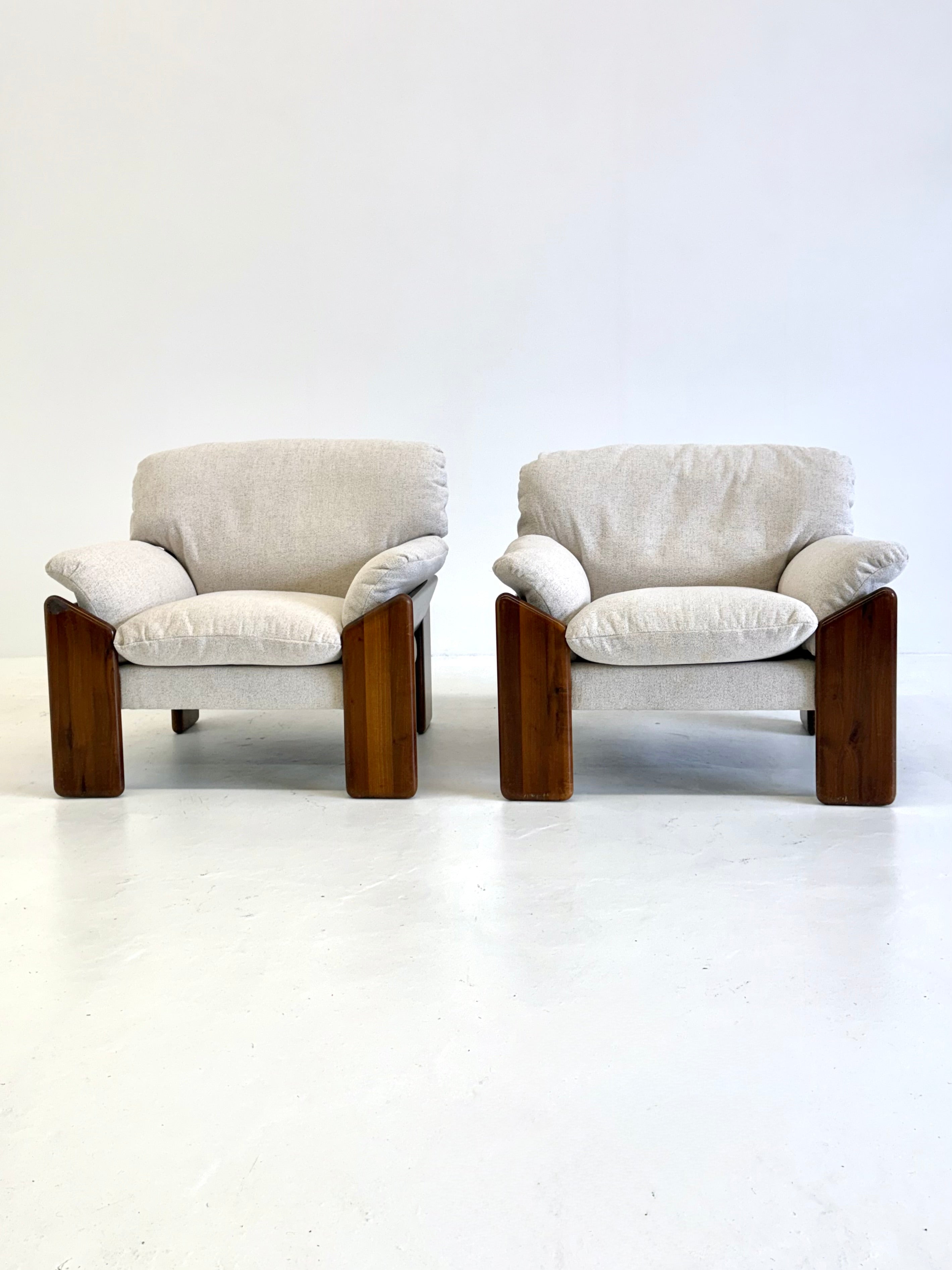Crème_Sapporo_armchair_from_Mario_Marenco_by_Mobil_Girgi