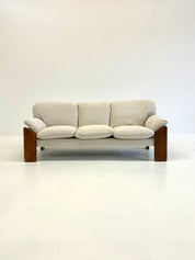 Crème_Sapporo_sofa_from_Mario_Marenco_for_Mobil_Girgi